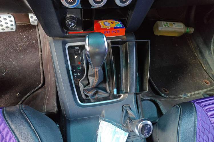 Used BAIC Off-Road BJ40 2016 40L 2.3T Automatic All-Wheel Drive Premium Edition Gear Lever
