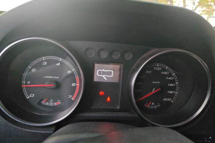 Used BAIC Off-Road BJ40 2016 40L 2.3T Automatic All-Wheel Drive Premium Edition Instrument Cluster