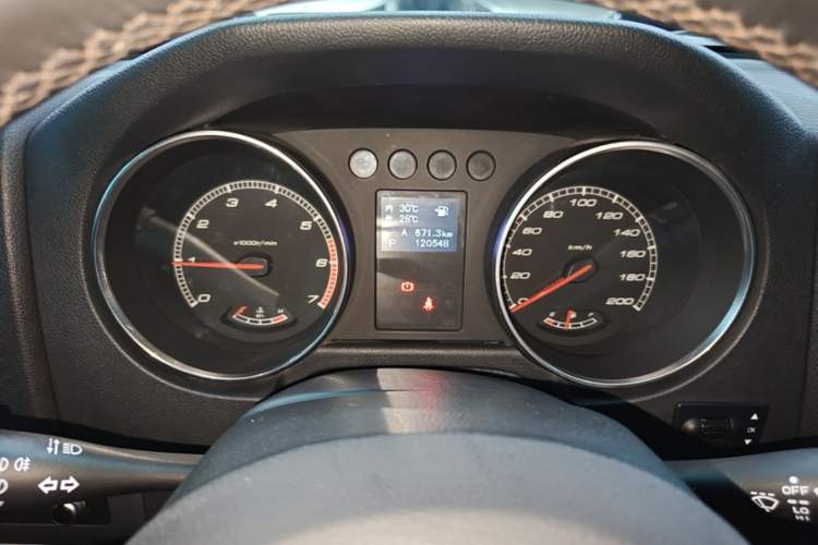 Used BAIC Off-Road BJ40 2016 40L 2.3T Automatic All-Wheel Drive Premium Edition Instrument Cluster