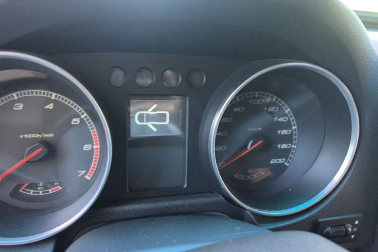 Used BAIC Off-Road BJ40 2016 40L 2.3T Automatic All-Wheel Drive Premium Edition Instrument Cluster