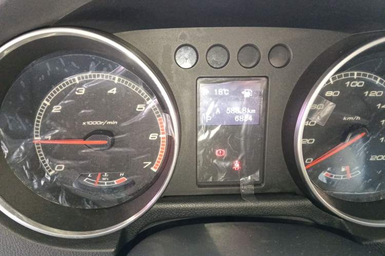 Used BAIC Off-Road BJ40 2016 40L 2.3T Automatic All-Wheel Drive Premium Edition Instrument Cluster