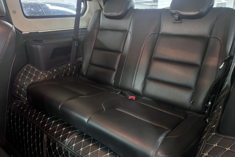 Used BAIC Off-Road BJ40 2016 2.0T Manual Two-Wheel Drive Prestige Edition Interior 4