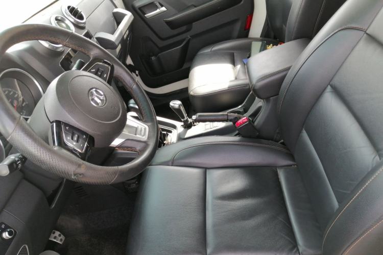 Used BAIC Off-Road BJ40 2016 40L 2.3T Automatic All-Wheel Drive Premium Edition Left Front Seat