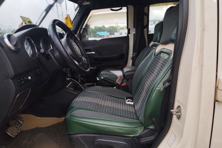 Used BAIC Off-Road BJ40 2016 40L 2.3T Automatic All-Wheel Drive Premium Edition Left Front Seat