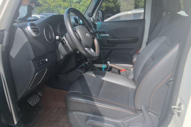 Used BAIC Off-Road BJ40 2016 40L 2.3T Automatic All-Wheel Drive Premium Edition Left Front Seat