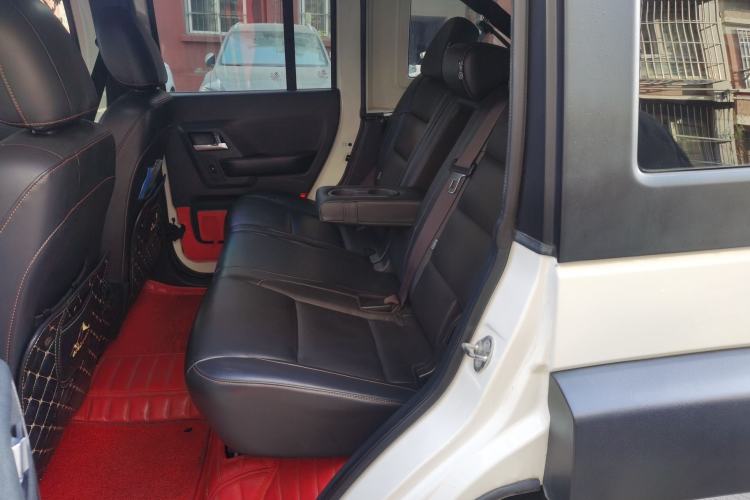 Used BAIC Off-Road BJ40 2016 40L 2.3T Automatic All-Wheel Drive Premium Edition Left Rear Seat