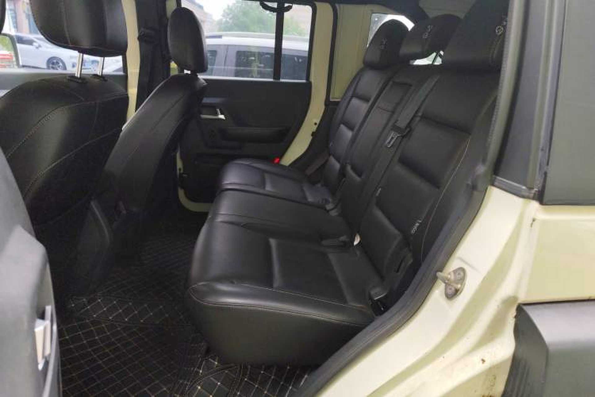 Used BAIC Off-Road BJ40 2016 40L 2.0T Manual All-Wheel Drive Prestige Edition Left Rear Seat