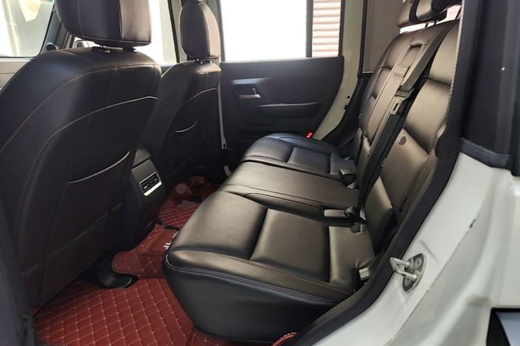 Used BAIC Off-Road BJ40 2016 40L 2.3T Automatic All-Wheel Drive Premium Edition Left Rear Seat