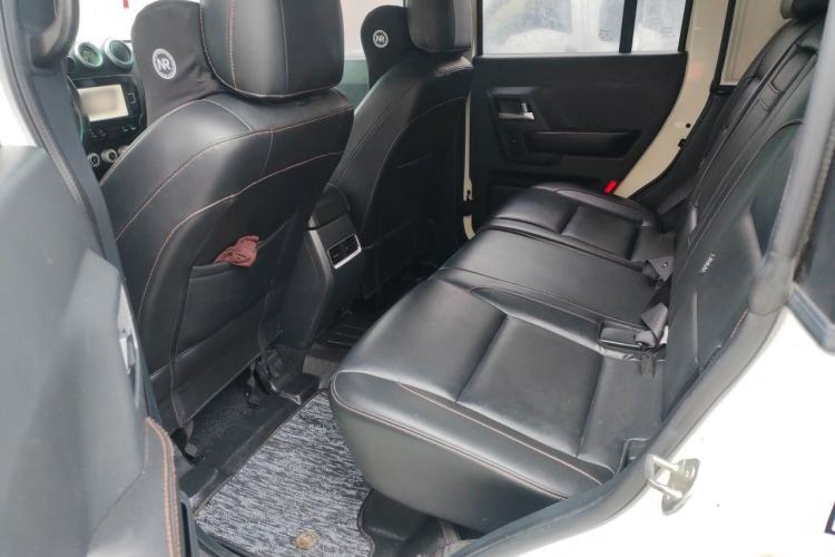 Used BAIC Off-Road BJ40 2016 40L 2.3T Automatic All-Wheel Drive Premium Edition Left Rear Seat