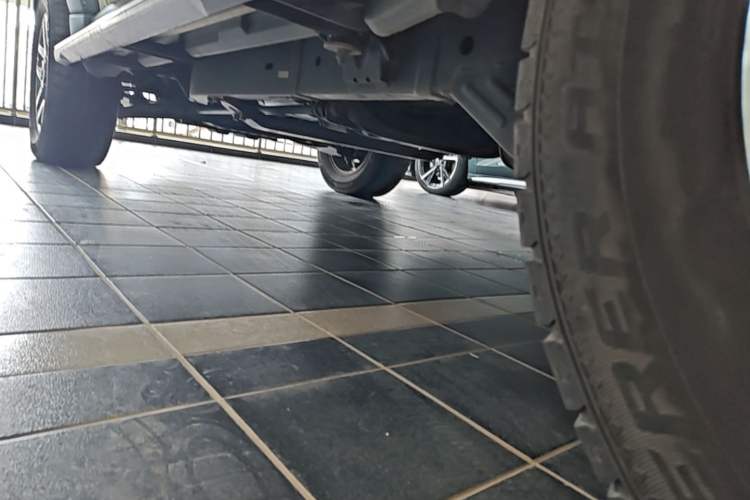Used BAIC Off-Road BJ40 2016 40L 2.3T Automatic All-Wheel Drive Premium Edition Left Side Sill
