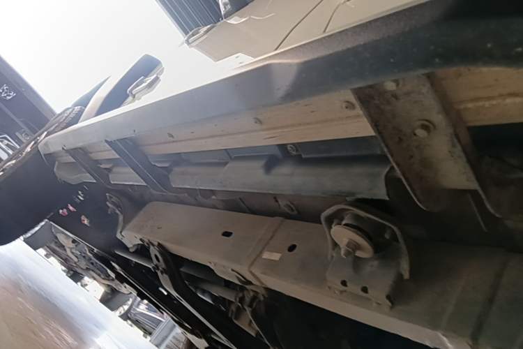 Used BAIC Off-Road BJ40 2016 40L 2.3T Automatic All-Wheel Drive Premium Edition Left Side Sill