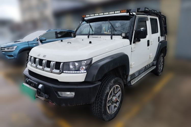 Used BAIC Off-Road BJ40 2016 40L 2.3T Automatic All-Wheel Drive Premium Edition Guazi used car, China used car export, Used car for sale, Used cars, Cheapest cars for sale