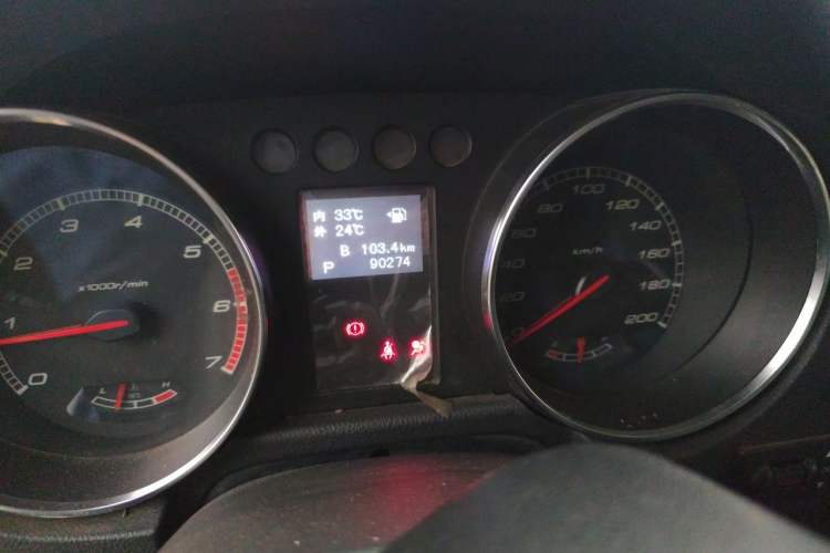 Used BAIC Off-Road BJ40 2016 40L 2.3T Automatic All-Wheel Drive Premium Edition Odometer Close Up