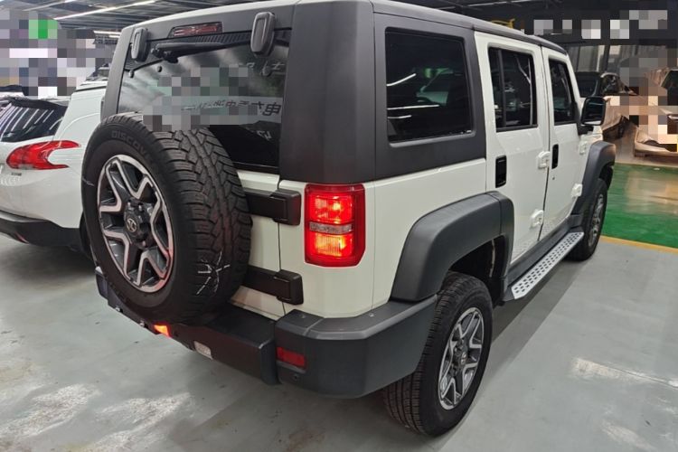 Used BAIC Off-Road BJ40 2016 40L 2.3T Automatic All-Wheel Drive Premium Edition Rear Right 45 Deg
