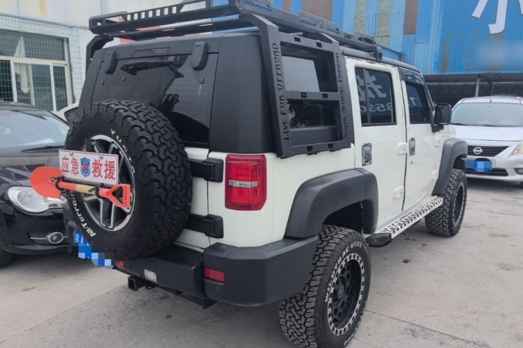 Used BAIC Off-Road BJ40 2016 40L 2.3T Automatic All-Wheel Drive Premium Edition Rear Right 45 Deg