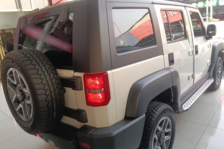 Used BAIC Off-Road BJ40 2016 40L 2.3T Automatic All-Wheel Drive Premium Edition Rear Right 45 Deg