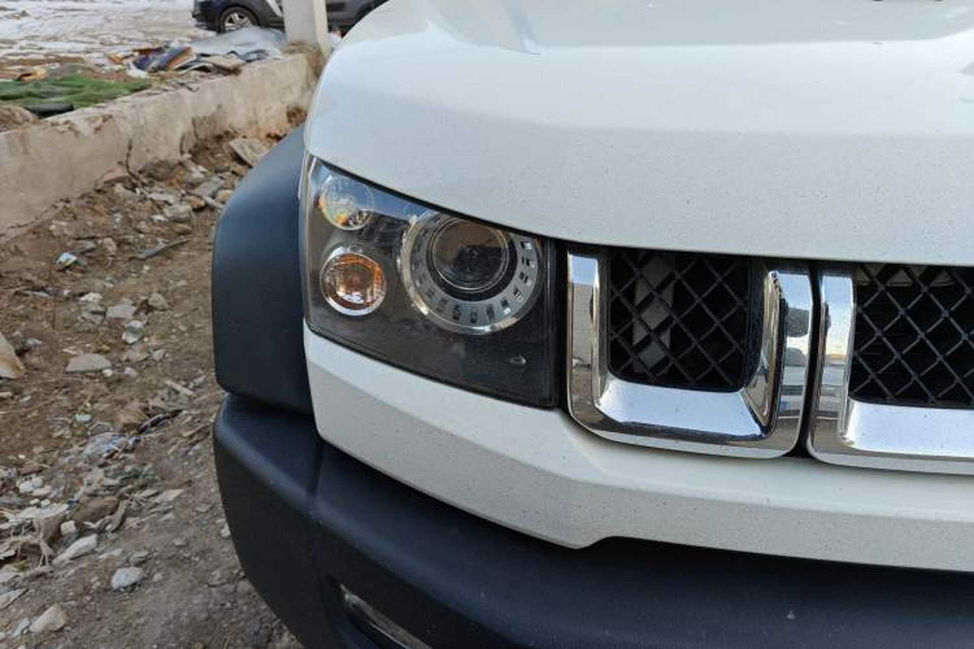 Used BAIC Off-Road BJ40 2016 40L 2.3T Automatic All-Wheel Drive Premium Edition Right Front Headlight