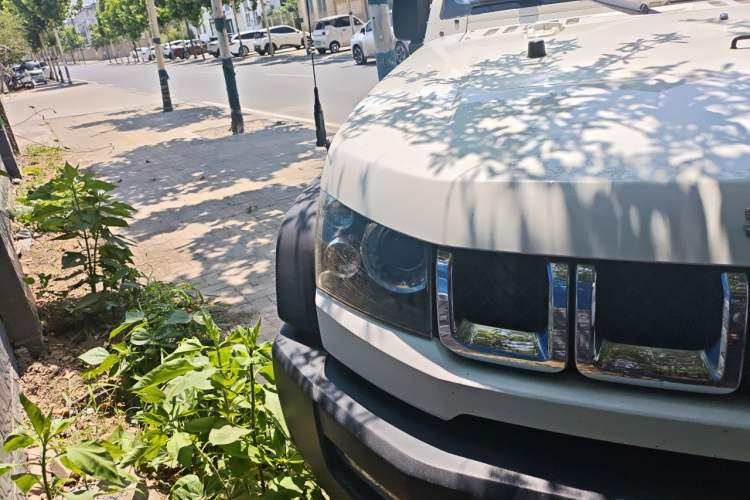 Used BAIC Off-Road BJ40 2016 2.0T Manual Four-Wheel Drive Prestige Edition Right Front Headlight