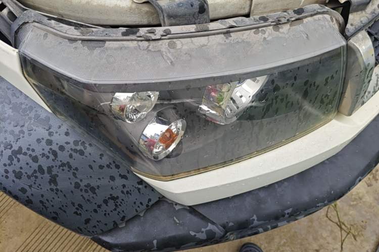 Used BAIC Off-Road BJ40 2016 40L 2.3T Automatic All-Wheel Drive Premium Edition Right Front Headlight