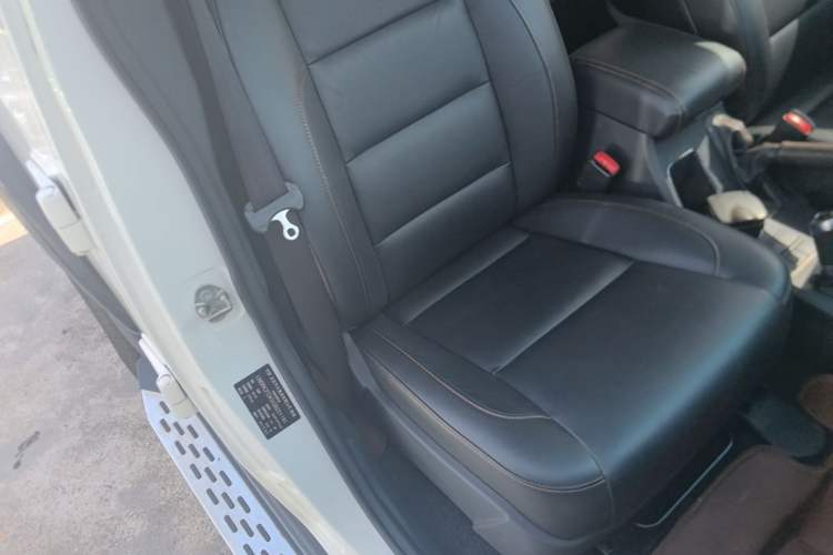 Used BAIC Off-Road BJ40 2016 40L 2.3T Automatic All-Wheel Drive Premium Edition Right Front Seat