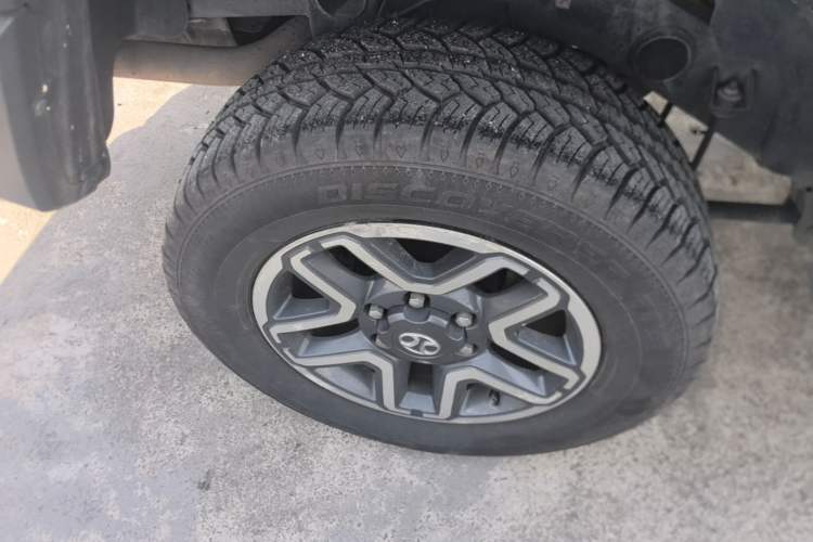 Used BAIC Off-Road BJ40 2016 40L 2.3T Automatic All-Wheel Drive Premium Edition Right Rear Wheel Hub