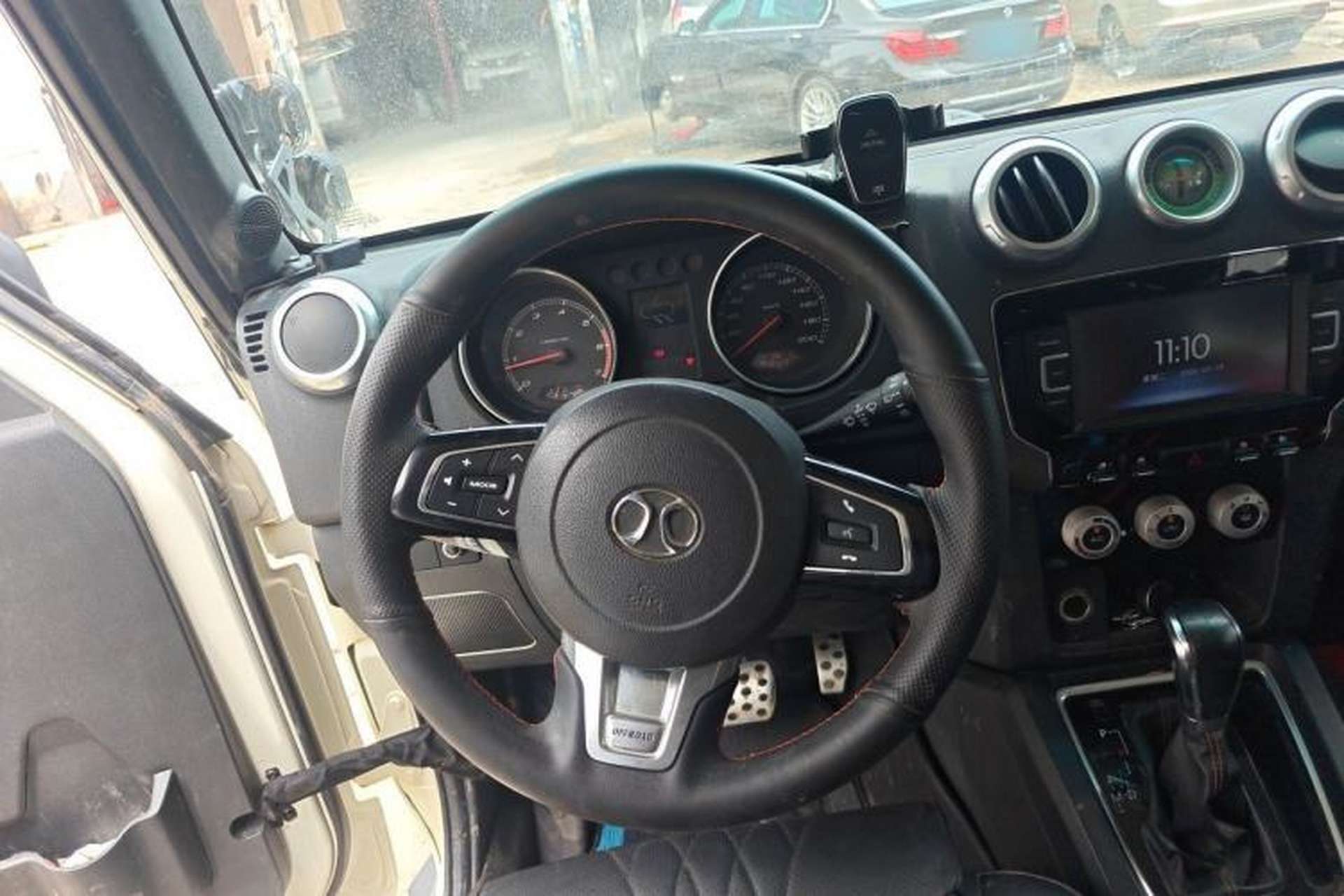 Used BAIC Off-Road BJ40 2016 40L 2.3T Automatic All-Wheel Drive Premium Edition Steering Wheel