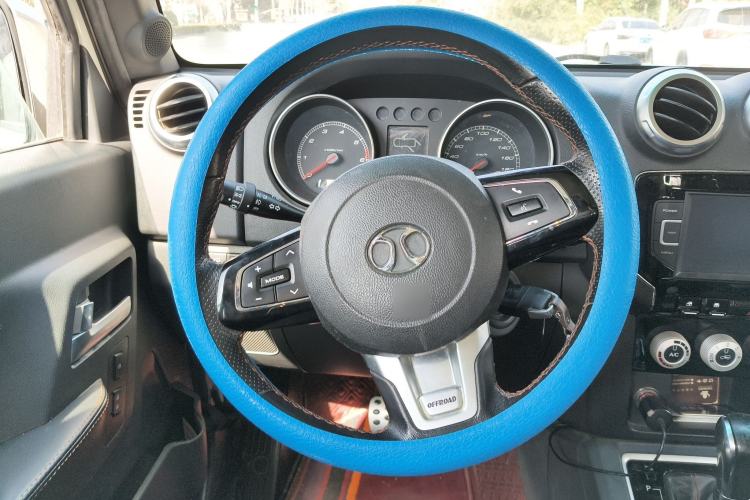 Used BAIC Off-Road BJ40 2016 40L 2.3T Automatic All-Wheel Drive Premium Edition Steering Wheel