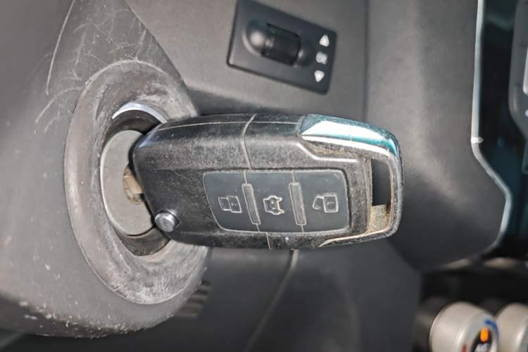 Used BAIC Off-Road BJ40 2016 40L 2.3T Automatic All-Wheel Drive Premium Edition Vehicle Key