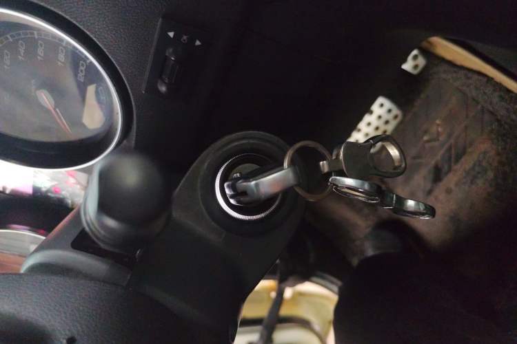 Used BAIC Off-Road BJ40 2016 40L 2.3T Automatic All-Wheel Drive Premium Edition Vehicle Key