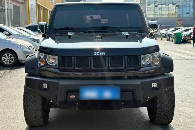 Used BAIC Off-Road BJ40 2017 40L 2.3T Automatic All-Wheel Drive Ring of the Tower Champion Edition Exterior 1