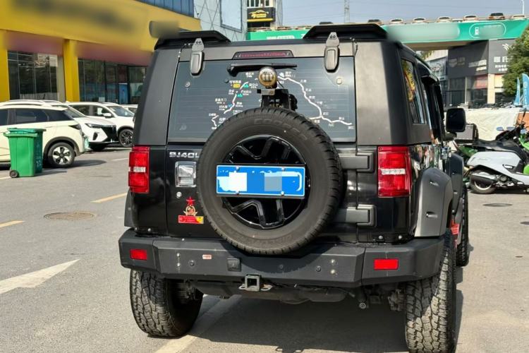 Used BAIC Off-Road BJ40 2017 40L 2.3T Automatic All-Wheel Drive Ring of the Tower Champion Edition Exterior 4