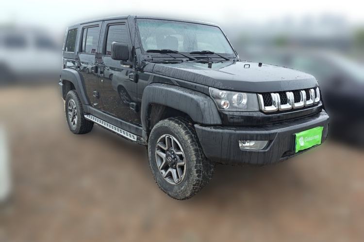 Used BAIC Off-Road BJ40 2017 40L 2.3T Automatic All-Wheel Drive Ring of the Tower Champion Edition Front Right 45 Deg