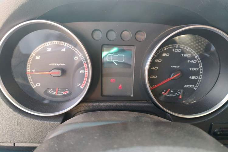Used BAIC Off-Road BJ40 2017 40L 2.3T Automatic All-Wheel Drive Ring of the Tower Champion Edition Instrument Cluster