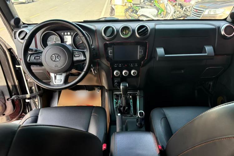 Used BAIC Off-Road BJ40 2017 40L 2.3T Automatic All-Wheel Drive Ring of the Tower Champion Edition Interior 1