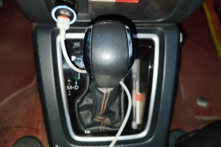 Used BAIC Off-Road BJ40 2017 40L 2.3T Automatic All-Wheel Drive Ring of the Tower Champion Edition Gear Lever