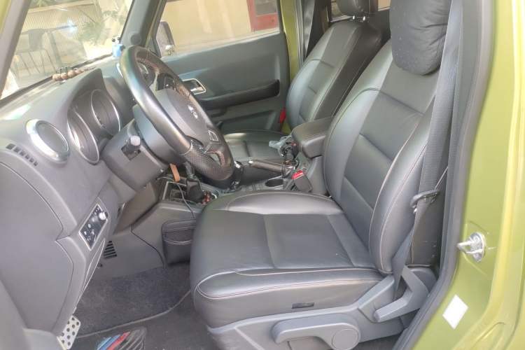 Used BAIC Off-Road BJ40 2017 40L 2.3T Automatic All-Wheel Drive Ring of the Tower Champion Edition Left Front Seat