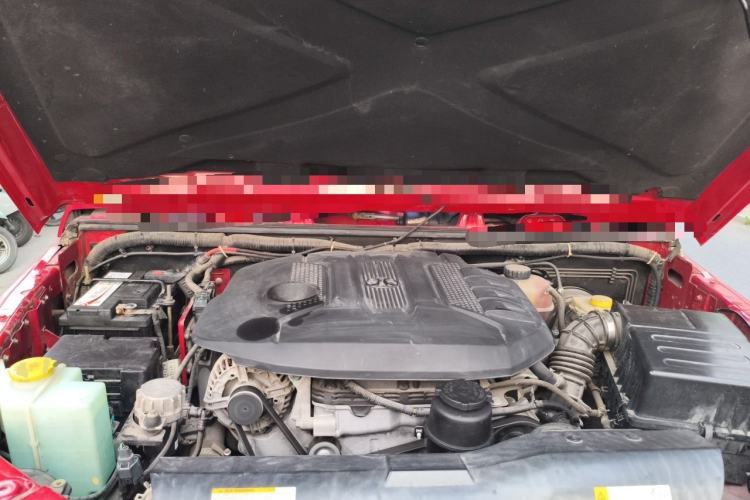 Used BAIC Off-Road BJ40 2017 40L 2.3T Automatic All-Wheel Drive Ring of the Tower Champion Edition Engine Bay