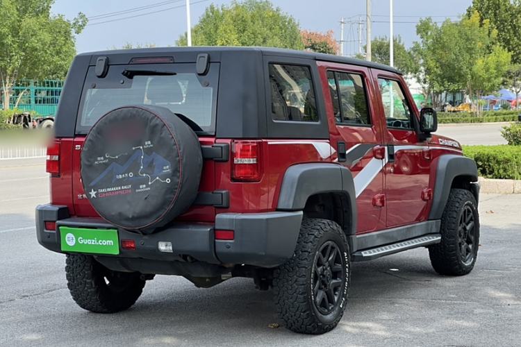 Used BAIC Off-Road BJ40 2017 40L 2.3T Manual Four-Wheel Drive Ring of the Tower Champion Edition Exterior 4