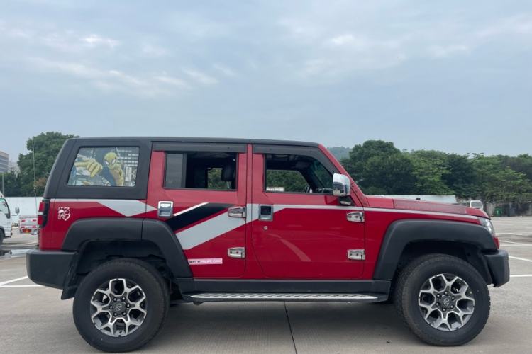 Used BAIC Off-Road BJ40 2017 40L 2.3T Automatic All-Wheel Drive Ring of the Tower Champion Edition Exterior 5