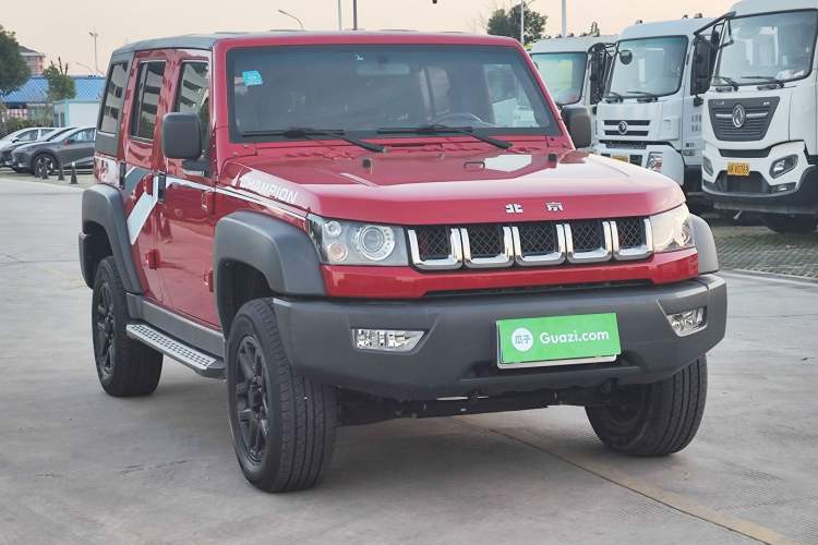 Used BAIC Off-Road BJ40 2017 40L 2.3T Automatic All-Wheel Drive Ring of the Tower Champion Edition Front Right 45 Deg