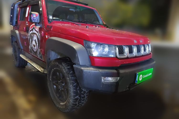 Used BAIC Off-Road BJ40 2017 40L 2.3T Automatic All-Wheel Drive Ring of the Tower Champion Edition Front Right 45 Deg