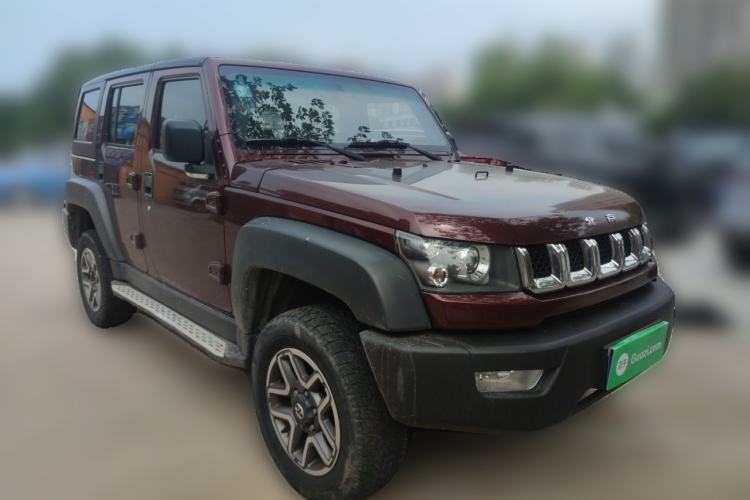 Used BAIC Off-Road BJ40 2017 40L 2.3T Automatic All-Wheel Drive Ring of the Tower Champion Edition Front Right 45 Deg