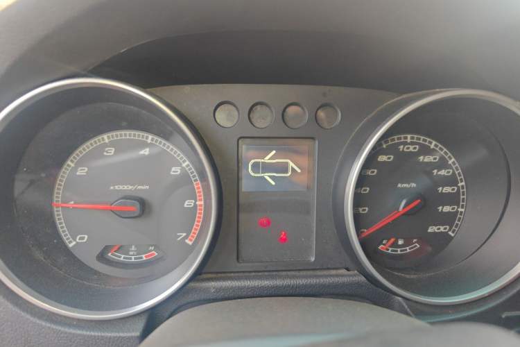 Used BAIC Off-Road BJ40 2017 40L 2.3T Automatic All-Wheel Drive Ring of the Tower Champion Edition Instrument Cluster