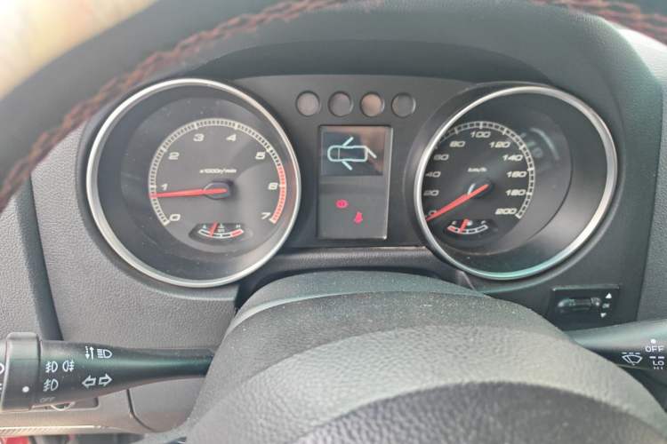 Used BAIC Off-Road BJ40 2017 40L 2.3T Automatic All-Wheel Drive Ring of the Tower Champion Edition Instrument Cluster