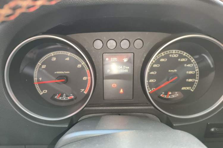Used BAIC Off-Road BJ40 2017 40L 2.3T Automatic All-Wheel Drive Ring of the Tower Champion Edition Instrument Cluster
