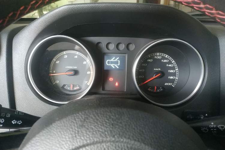 Used BAIC Off-Road BJ40 2017 40L 2.3T Automatic All-Wheel Drive Ring of the Tower Champion Edition Instrument Cluster