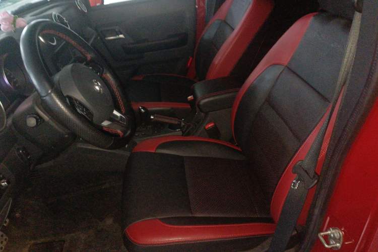 Used BAIC Off-Road BJ40 2017 40L 2.3T Automatic All-Wheel Drive Ring of the Tower Champion Edition Left Front Seat