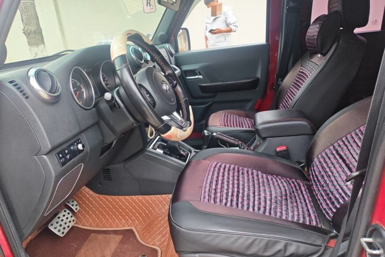 Used BAIC Off-Road BJ40 2017 40L 2.3T Automatic All-Wheel Drive Ring of the Tower Champion Edition Left Front Seat