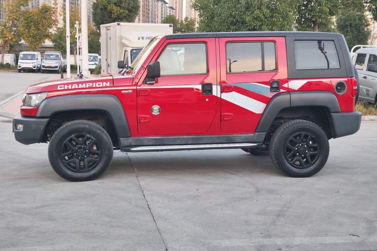 Used BAIC Off-Road BJ40 2017 40L 2.3T Automatic All-Wheel Drive Ring of the Tower Champion Edition Left Side