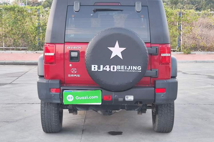 Used BAIC Off-Road BJ40 2017 40L 2.3T Automatic All-Wheel Drive Ring of the Tower Champion Edition Rear